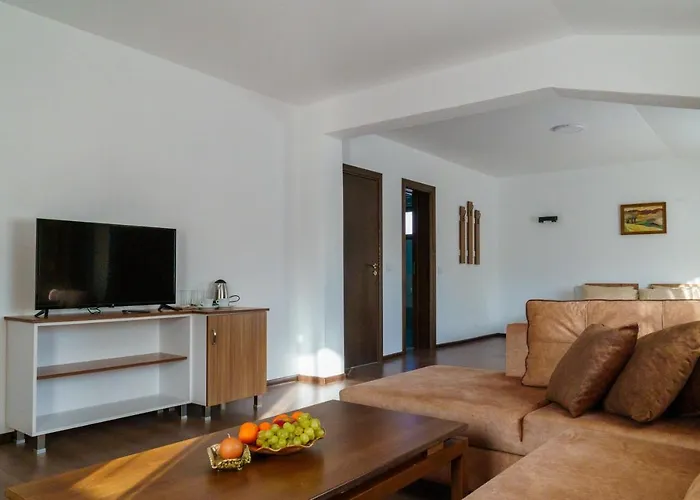 свети никола Pensión